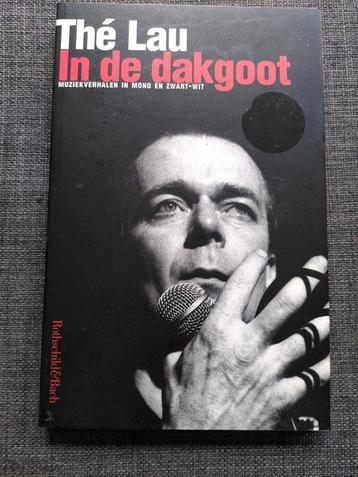 Thé Lau In de dakgoot met DVD door def p 2006 beschikbaar voor biedingen