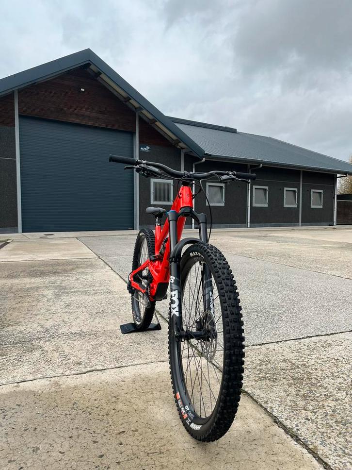 YT capra core 3 carbon 2024, Fietsen en Brommers, Fietsen | Mountainbikes en ATB, Zo goed als nieuw, Overige merken, Fully, Ophalen