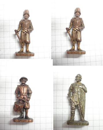 T.k.a. Bronzen Miniatuur soldaten beeldjes. beschikbaar voor biedingen