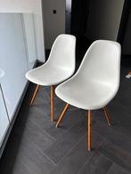 2 Vitra Eames DSW witte stoelen, Huis en Inrichting, Stoelen, Ophalen, Twee, Wit, Zo goed als nieuw