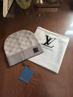 LV Muts - Grijs, Kleding | Heren, Mutsen, Sjaals en Handschoenen, Ophalen of Verzenden, Nieuw, Overige maten, Muts
