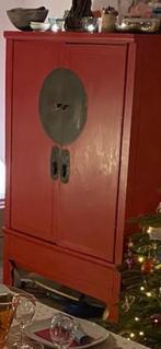 Chinese rode kast, Ophalen