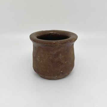 Zalfpot - 18e eeuw - bodemvondsten - aardewerk - zalf pot beschikbaar voor biedingen