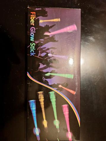12 Fiber Glow Sticks - Verjaardag beschikbaar voor biedingen