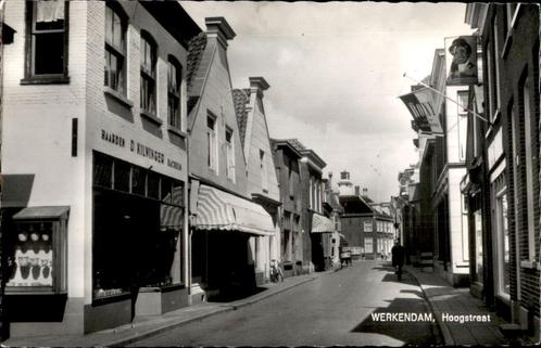 Werkendam Hoogstraat Haarden-winkel D.KILWINGER, Verzamelen, Ansichtkaarten | Nederland, Ongelopen, Noord-Brabant, 1940 tot 1960