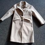 winterjas XS (Bershka), Kleding | Dames, Jassen | Winter, Beige, Zo goed als nieuw, Maat 34 (XS) of kleiner, Bershka