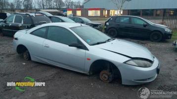 Ford Cougar coupe onderdelen (kleur: TU) donorauto beschikbaar voor biedingen