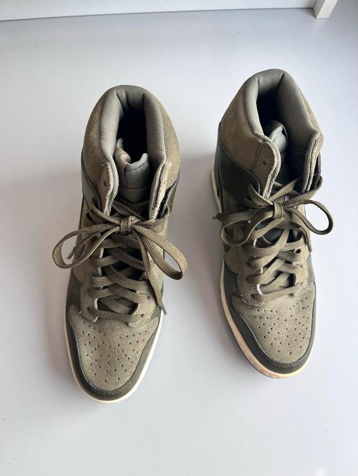 Nike Sky High Wedge Sneakers Maat 40, Kleding | Dames, Schoenen, Zo goed als nieuw, Sneakers of Gympen, Groen, Verzenden