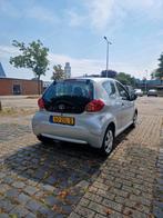 Toyota Aygo 1.0 12V Vvt-i 3DRS MMT 2008 Grijs, Auto's, Toyota, Voorwielaandrijving, 4 stoelen, 68 pk, Handgeschakeld