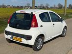 Peugeot 107 1.0-12V XR APK 10-2025, Voorwielaandrijving, Stof, Gebruikt, Zwart