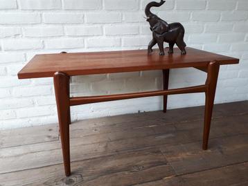 Vintage retro salontafel Louis van Teeffelen Webe jaren 60. beschikbaar voor biedingen