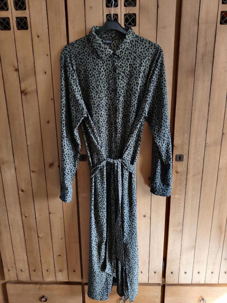 Superleuke NIEUWE doorknoopjurk, maat XL, Kleding | Dames, Jurken, Nieuw, Onder de knie, Ophalen of Verzenden