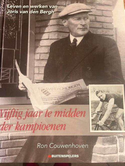 Ron Couwenhoven - Vijftig jaar te midden der kampioenen, Boeken, Sportboeken, Nieuw, Verzenden