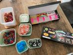 Loom elastiekjes diverse kleuren incl 2 rasters, Hobby en Vrije tijd, Knutselen, Ophalen, Gebruikt, Materiaal