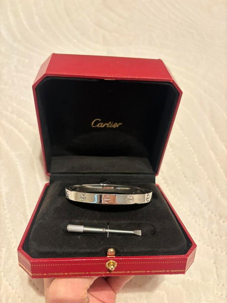 Cartier Love Bracelet, Sieraden, Tassen en Uiterlijk, Armbanden, Zo goed als nieuw, Zilver, Zilver, Ophalen of Verzenden