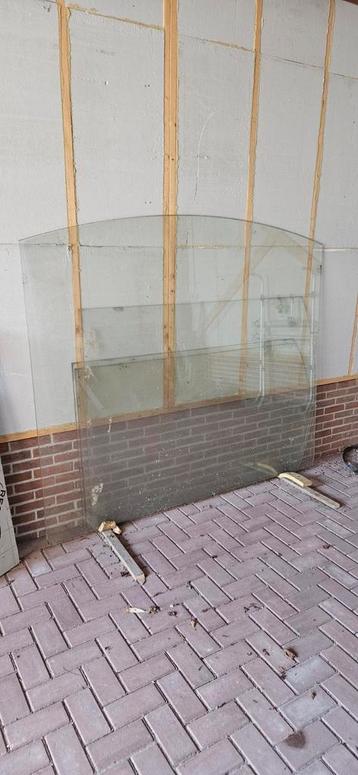 Glazen Schutting Panelen beschikbaar voor biedingen