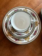 Wedgwood columbia bone china 6 persoons, Wedgwood, Kop(pen) en/of Schotel(s), Ophalen of Verzenden, Zo goed als nieuw