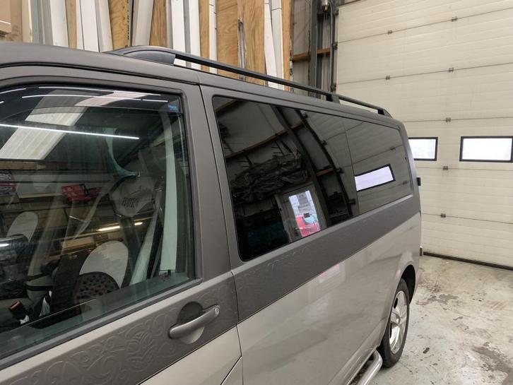 VW T5 T6 Transporter dakrails gebogen aluminium zwart, Auto diversen, Tuning en Styling