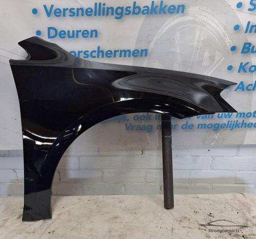 Voorscherm Spartbord rechts voor VW Golf 7 kleur L041 bj 13, Auto-onderdelen, Carrosserie en Plaatwerk, Spatbord, Volkswagen, Rechts
