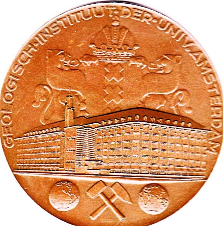 GEOLOGISCH INSTITUUT DER UNIV AMSTERDAM, Postzegels en Munten, Penningen en Medailles, Overige materialen, Verzenden
