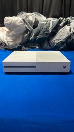 Xbox one s lees beschrijving, Spelcomputers en Games, Spelcomputers | Xbox One, Ophalen, 500 GB, Xbox One, Zo goed als nieuw