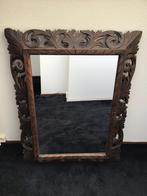 Mooie oude spiegel met bewerkte sierlijst van hout 75x100, Minder dan 100 cm, Gebruikt, Rechthoekig, Ophalen of Verzenden