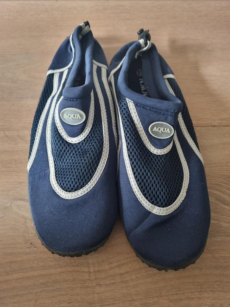 blauwe waterschoenen maat 43, zgan, Blauw, Overige typen, Ophalen of Verzenden, Zo goed als nieuw