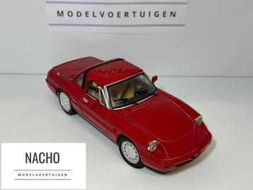 Alfa Romeo Spider | Jouef Evolution | schaal 1:18 | ZGAN beschikbaar voor biedingen