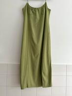 Jurk olijfgroen met split Zara maat L/XL, Kleding | Dames, Jurken, Ophalen of Verzenden, Zo goed als nieuw, Maat 46/48 (XL) of groter