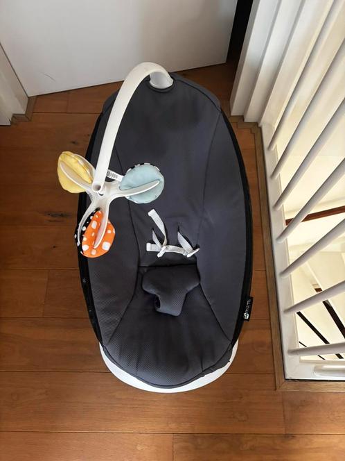 4Moms Schommelstoel RockaRoo 2.0 Graphite, Kinderen en Baby's, Wipstoeltjes, Zo goed als nieuw, Overige merken, Ophalen