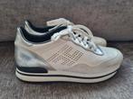 Hogan sneakers maat 36, Wit, Nieuw, Ophalen of Verzenden, Sneakers of Gympen