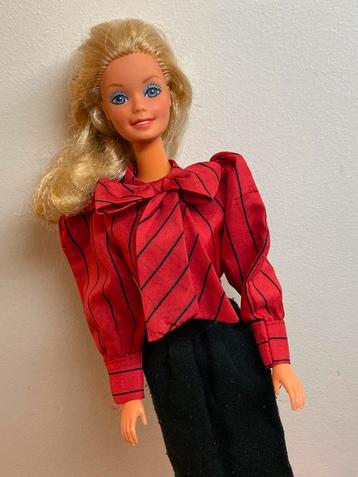 Vintage Barbie 80 s in jurk Haute Couture collection  Mattel beschikbaar voor biedingen
