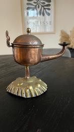 Antieke olielamp (snotneus), Ophalen of Verzenden, Koper