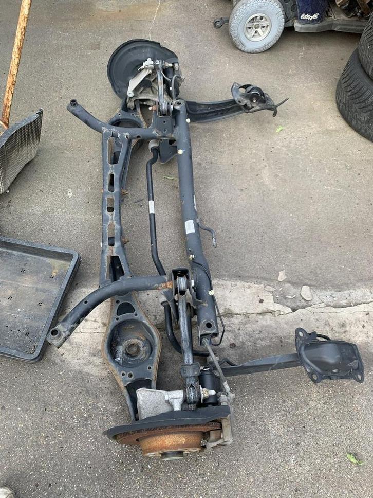 Volkswagen Tiquan achterbrug compleet, Auto-onderdelen, Ophanging en Onderstel, Volkswagen, Gebruikt, Ophalen