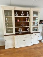 Ruime witte Kast met mooie Accenten - 235x225x50 cm, Ophalen, Gebruikt, 200 cm of meer, Met lade(s)