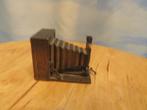 vintage play me metal pencil sharpener box camera spain 982, Ophalen of Verzenden
