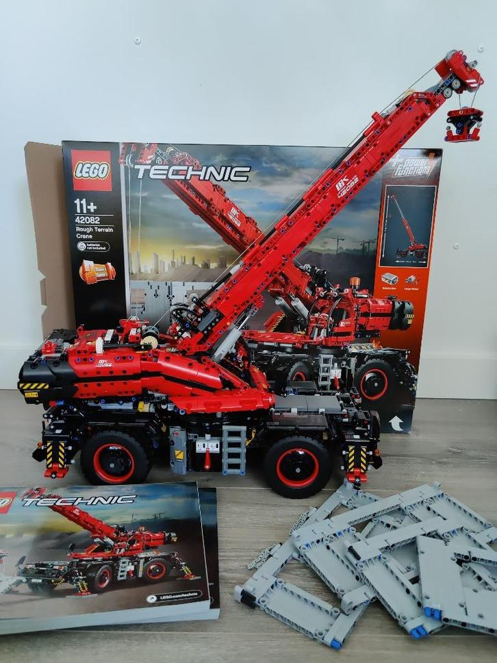 LEGO 42082 Technic Rough Terrain Crane - kraan, Kinderen en Baby's, Speelgoed | Duplo en Lego, Zo goed als nieuw, Lego, Complete set