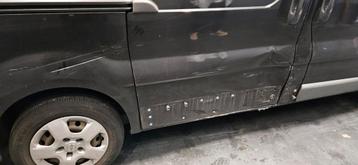 Schuifdeur opel vivaro trafic primastar beschadigd  beschikbaar voor biedingen