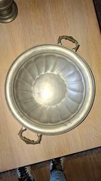 Partij Tinnen Voorwerpen, Ophalen