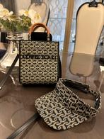 Stijlvolle Handtas - Free hat, Sieraden, Tassen en Uiterlijk, Tassen | Damestassen, Ophalen of Verzenden, Nieuw, Zwart, Handtas