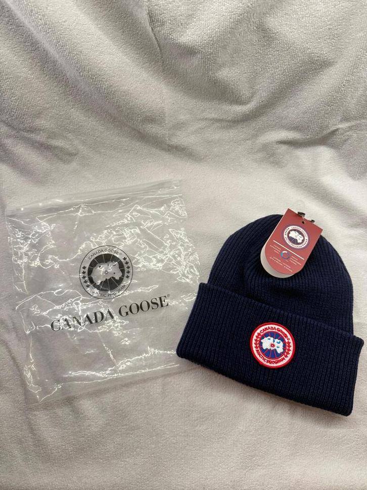 Navy blauwe Canada Goose muts, Kleding | Heren, Mutsen, Sjaals en Handschoenen, Nieuw, Muts, Overige maten, Verzenden