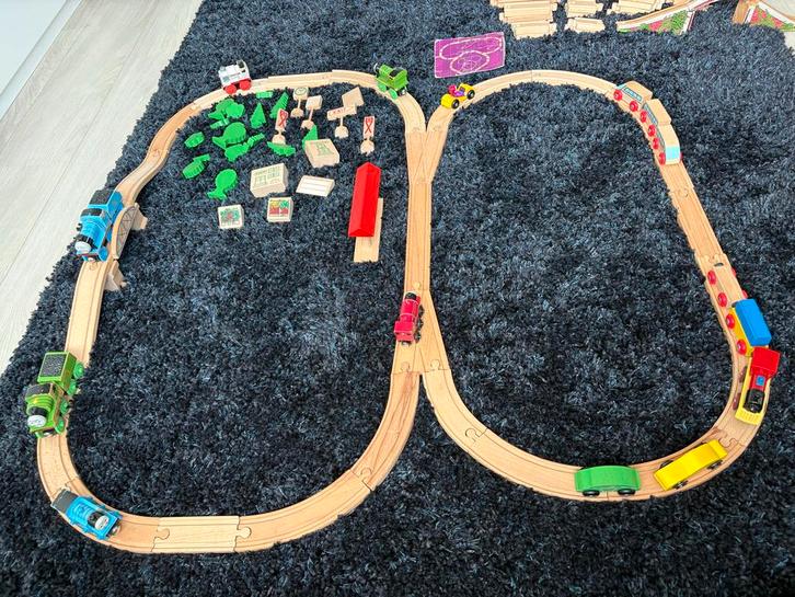 Houten Treinbaan Eichhorn + Thomas de trein + Ikea, Kinderen en Baby's, Speelgoed | Overig, Gebruikt, Jongen of Meisje, Ophalen