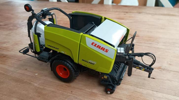 Claas Rollant 455 Uniwrap van Wiking (zonder doos), Hobby en Vrije tijd, Modelauto's | 1:32, Zo goed als nieuw, Tractor of Landbouw