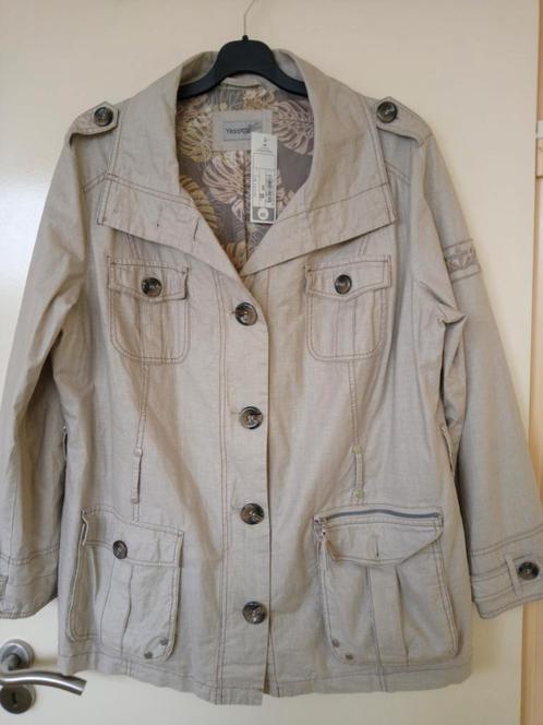 Lichtgrijze regenparka maat 48-50, tussenjas, 5 zakken, Kleding | Dames, Grote Maten, Nieuw, Jas of Mantel, Grijs, Verzenden