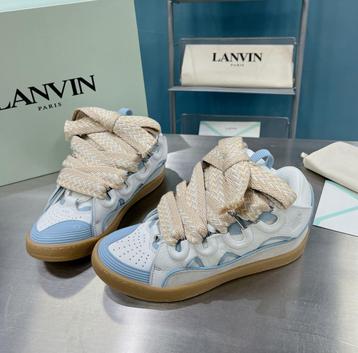 Lanvin Curb blauw - beige beschikbaar voor biedingen