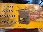 Fondueset fondue stel gietijzer nieuw, Ophalen of Verzenden, Nieuw, 4 t/m 7 personen