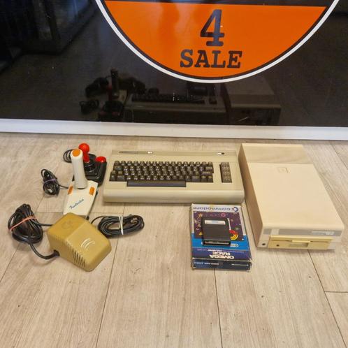 Commodore 64 + Floppy Disk 1541 + Game, Computers en Software, Vintage Computers, Ophalen of Verzenden