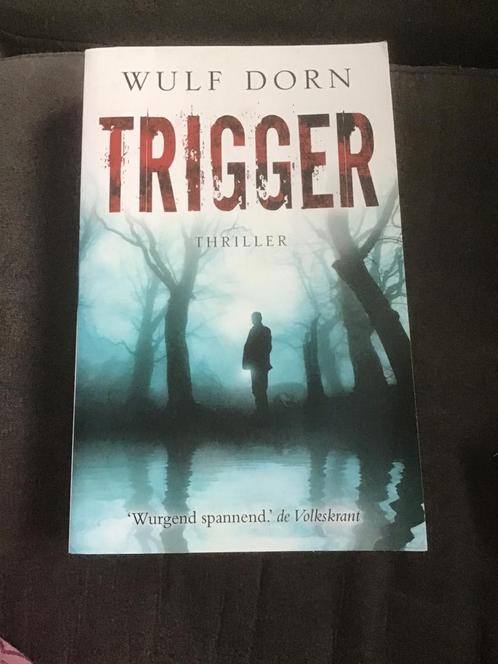 Wulf Dorn - Trigger, Boeken, Thrillers, Zo goed als nieuw, Nederland, Ophalen of Verzenden