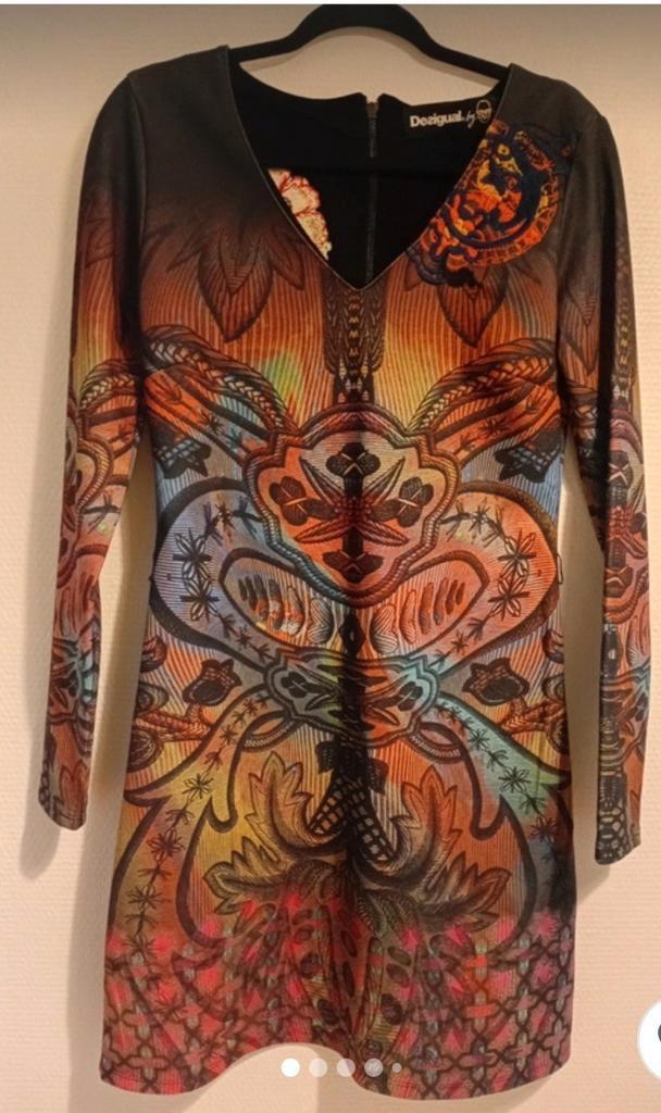 Desigual Robe Tenfort Ponte knit jurk, Maat L, Boho print, Kleding | Dames, Blouses en Tunieken, Zo goed als nieuw, Maat 38/40 (M)