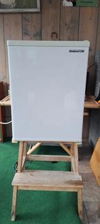 Mini koelkast, Witgoed en Apparatuur, Koelkasten en IJskasten, Ophalen of Verzenden, Gebruikt, Energieklasse A of zuiniger, Minder dan 85 cm